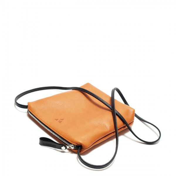 Schultertasche Sevilla,  Softnappa